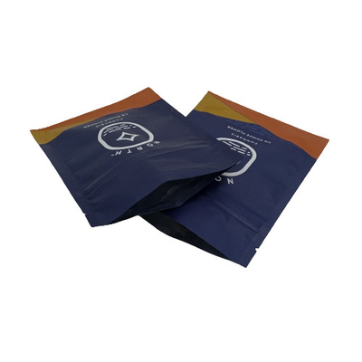 comprare Zipper Self Standing Mylar Weed Bags Effetto di stampa olografica SGS FDA online manufacture