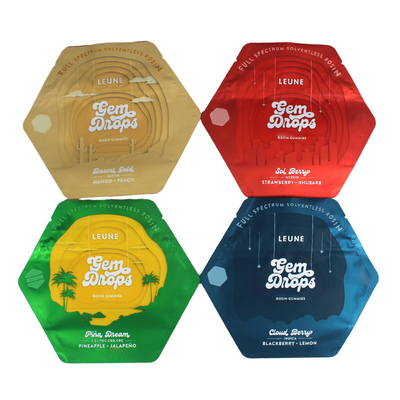 CE Colori personalizzati Tasse di plastica a taglio a stampaggio a forma irregolare per gommoni